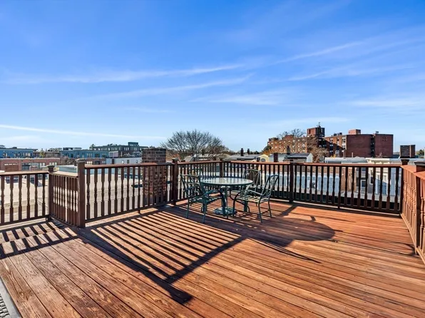 13 Buttonwood St APT 3, Dorchester, MA 02125