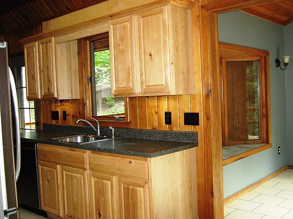 4th image of 4084 Stone Creek Dr