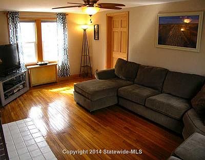 4th image of 275 Norwood Ave