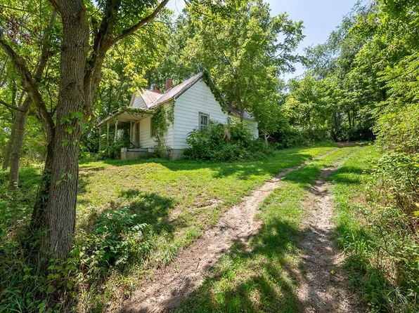 235 Frye Ave, Rural Retreat, VA 24368
