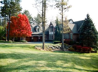 5260 Arbor Bay Dr, Brighton, MI