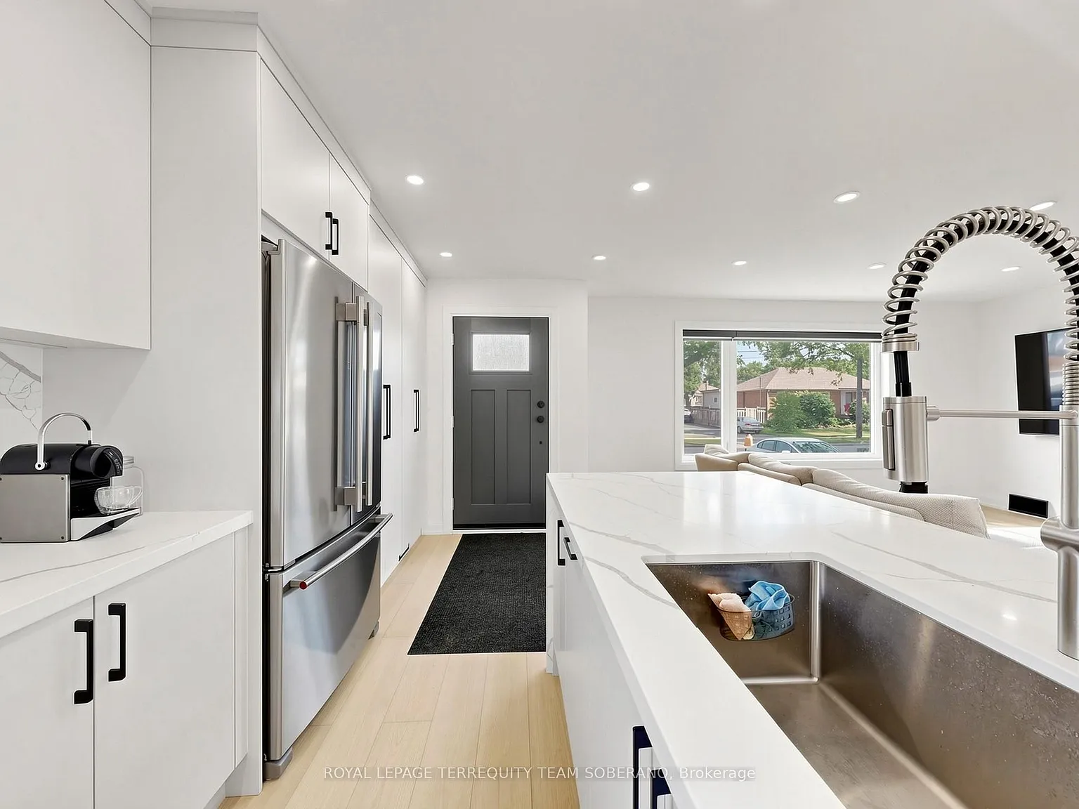 3 bed, $3,750 — Photo 4