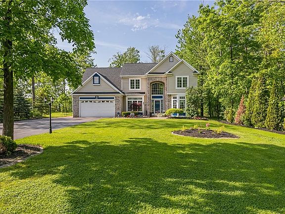 2nd image of 175 Long Pond Rd