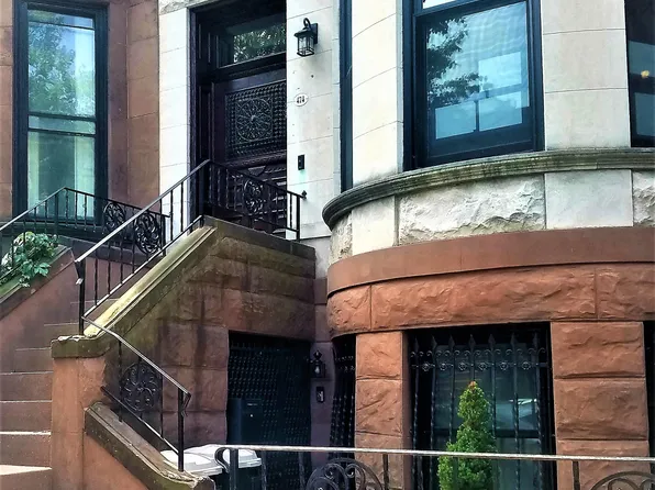 474 1st Street image 1 of 12