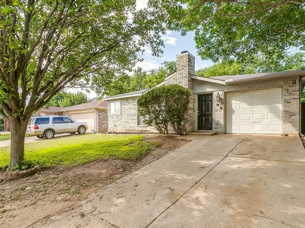 5721 Northfield Dr, Fort Worth, TX 76179