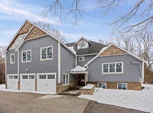 31 Valentine Road, Shoreham, NY 11786