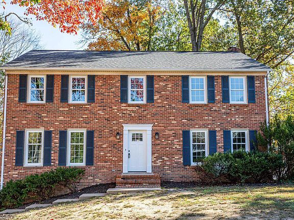 2nd image of 700 Winterberry Dr