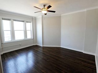3504 N Ashland Ave #2, Chicago, IL 60657