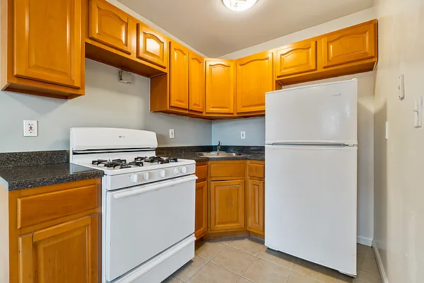 Rented by Corcoran | media 8