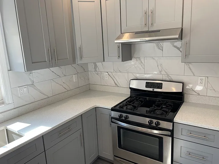 73 Marshall St #3 — Photo 2