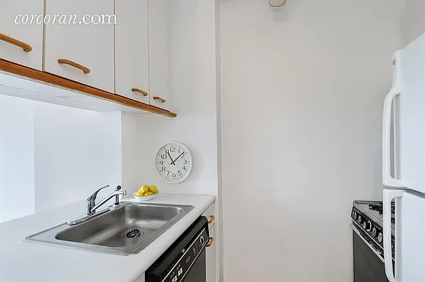 Sold by Corcoran | media 4