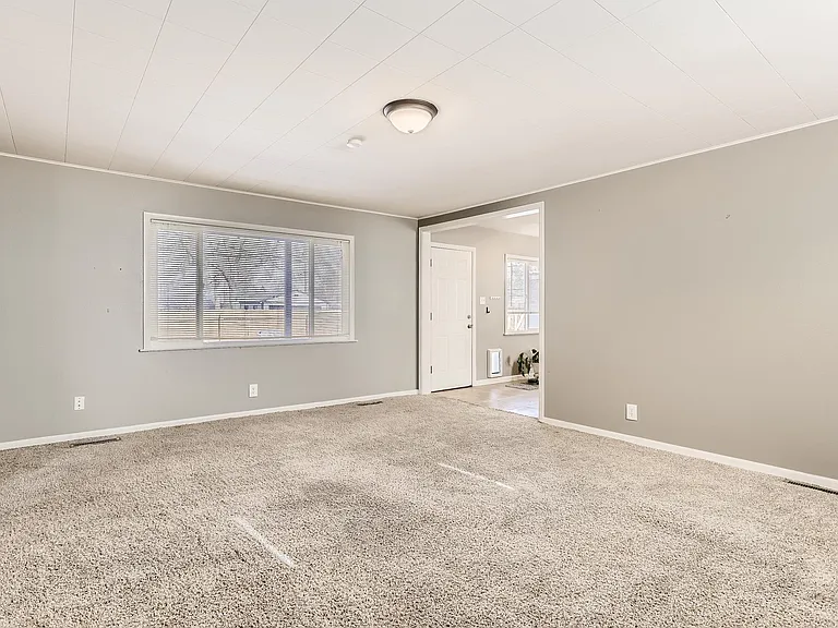 1090 Emporia St — Photo 11