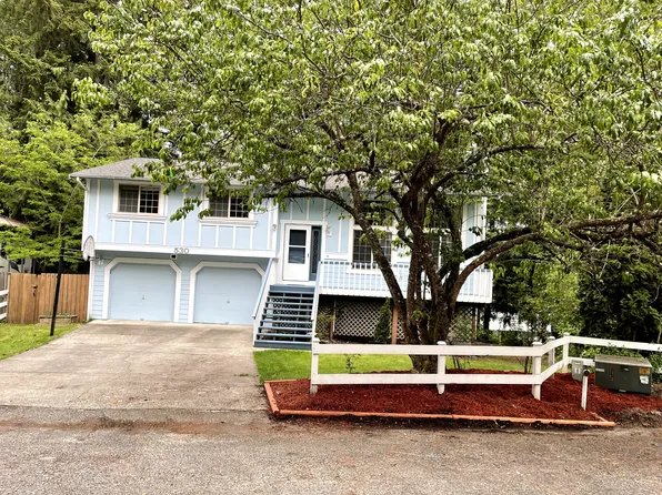 530 NW Carolyn Ln, Poulsbo, WA 98370