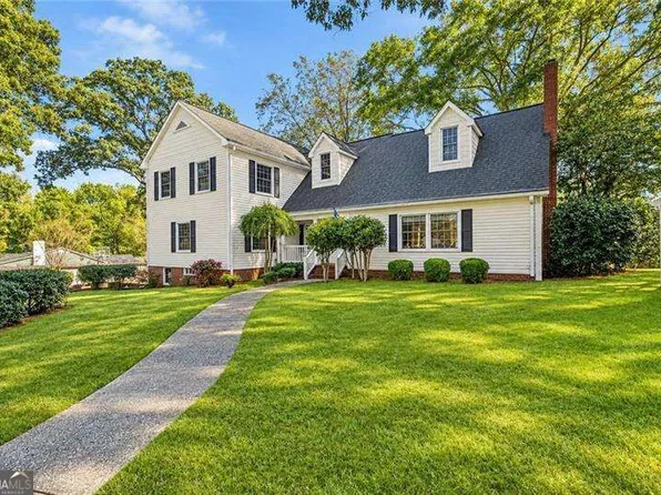 255 Head Ave, Tallapoosa, GA 30176