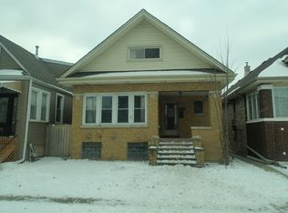 4927 W Waveland Ave, Chicago, IL