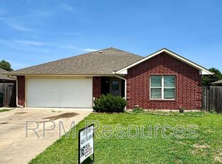 7404 Park Meadow Dr, Oklahoma City, OK 73132