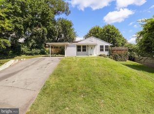 3025 Graham Rd, Falls Church, VA 22042