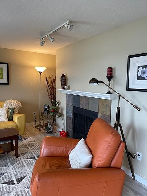 1st image of 1725 W Sunn Fjord Ln