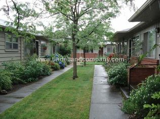 3590 SW Troy St, Portland, OR 97219