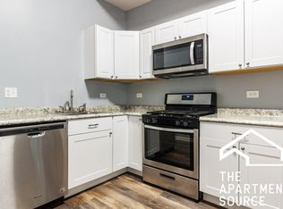3826 N Ashland Ave #G, Chicago, IL 60613