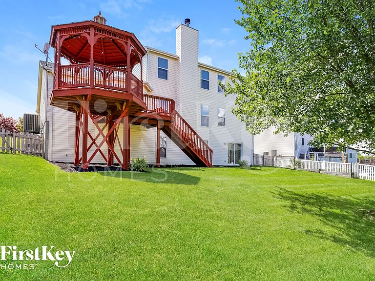 7796 Boatside Dr — Photo 14
