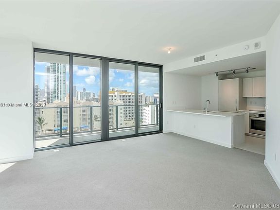 3rd image of 501 NE 31st St Unit 806