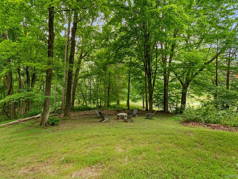 25 Cross Pond Rd — Photo 23