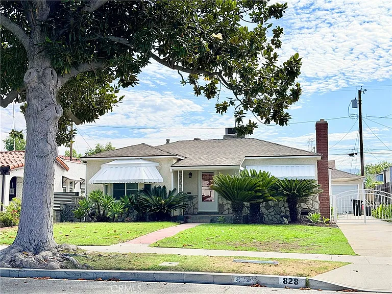 828 N Pass Ave — Photo 54