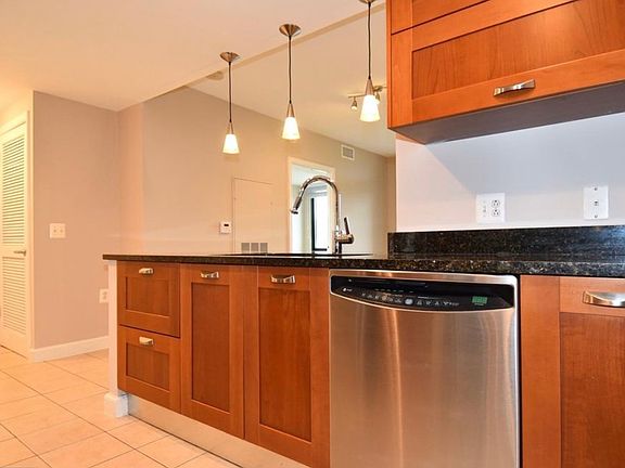 4th image of 2451 Midtown Ave APT 1116