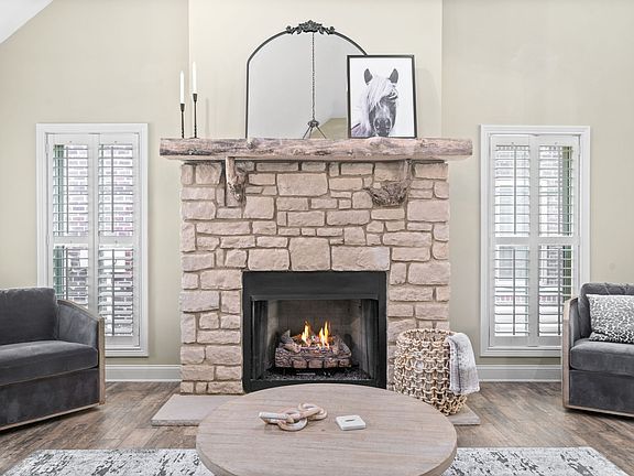 5th image of 264 Turnberry Cir