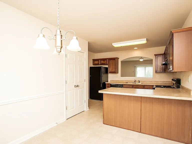 2279 Baywood Tree Ln — Photo 8