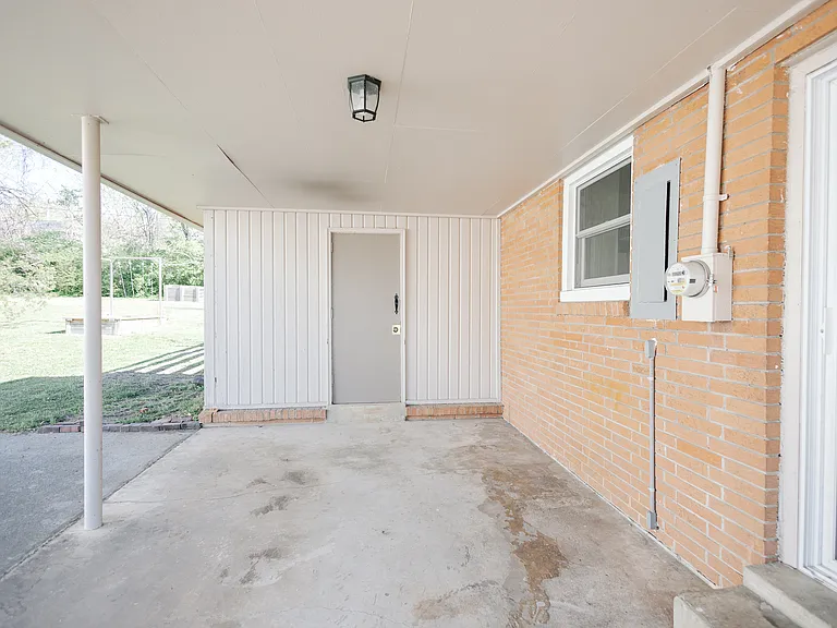 3114 Richmond Hill Dr — Photo 35