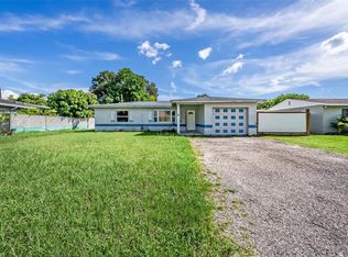 6230 45th Ave N, Kenneth City, FL 33709