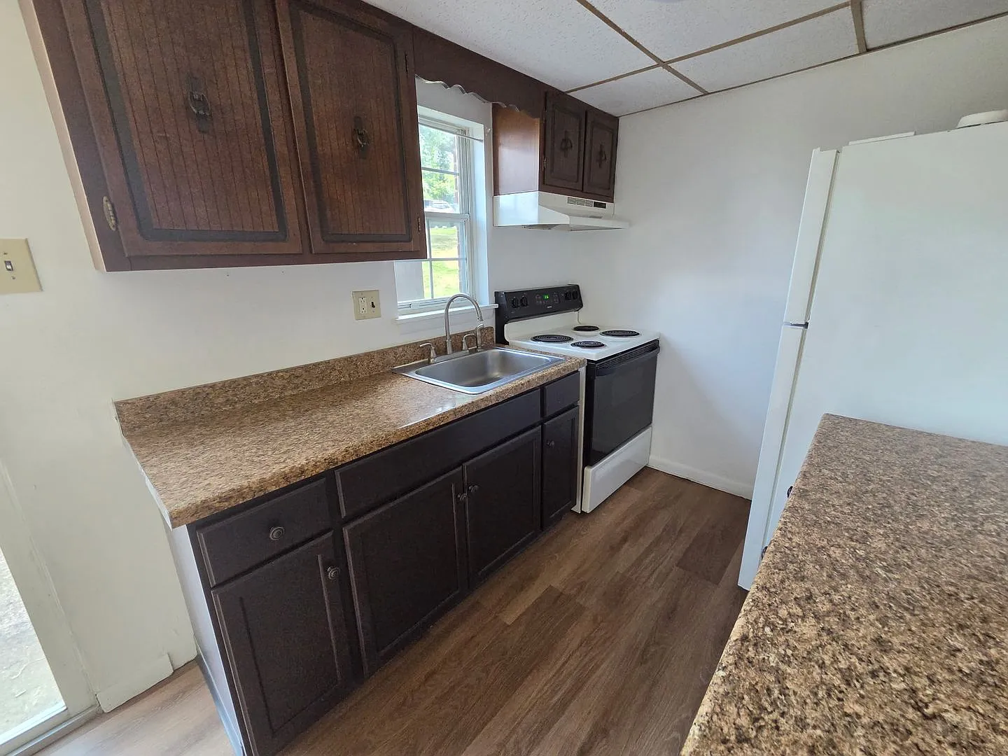 Charming 2-Bedroom Townhome in Enola — Photo 4