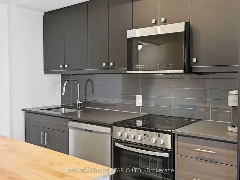 2 Manderley Dr #912 — Photo 19