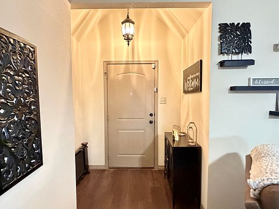 4th image of 10003 Avenue X