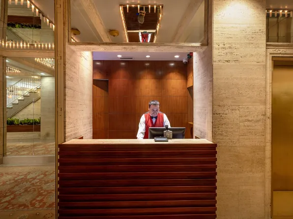 101 West 55th Street image 8 of 15