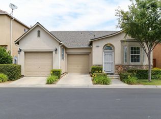 3686 W Pomegranate Ln, Fresno, CA 93711
