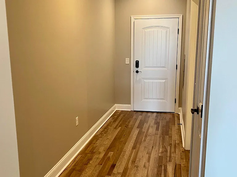 430 Lackawanna Ave #102 — Photo 6