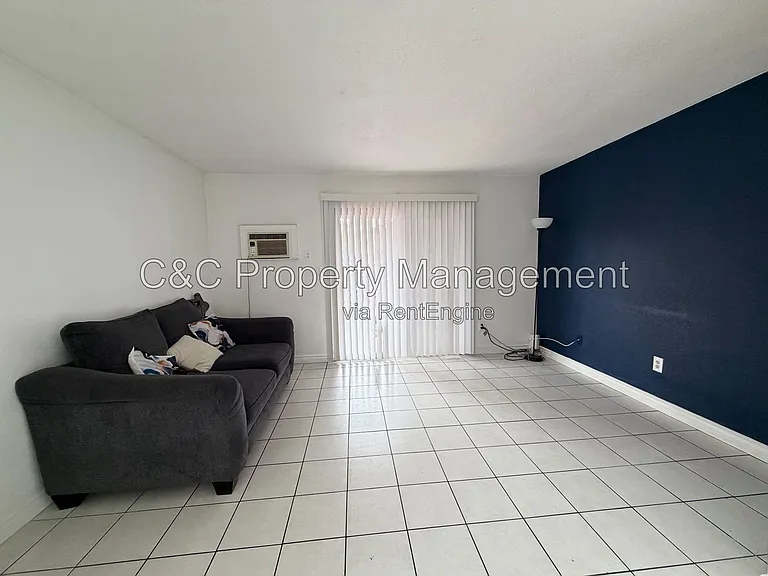7099 Russan Ln — Photo 8