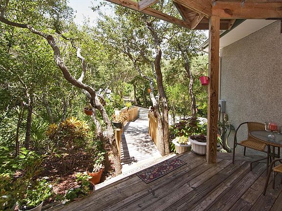 3rd image of 168 Turtle Bay Ln