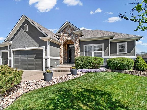 2nd image of 2841 NE Marywood Ct