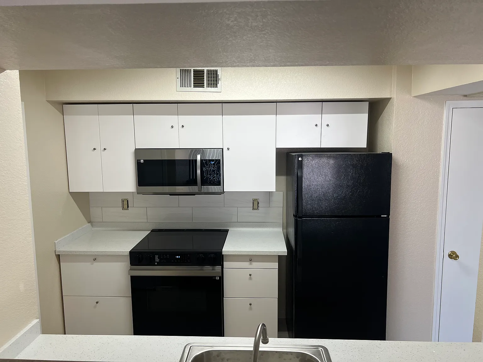 6650 W Warm Springs Rd — Photo 4