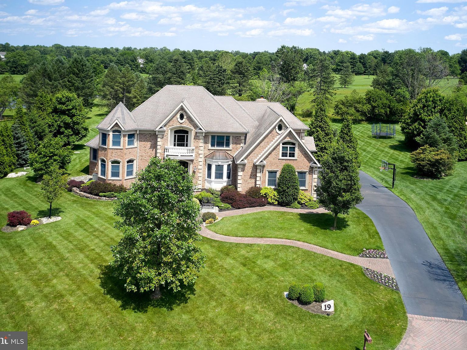 19 Belamour Dr, Washington Crossing, PA 18977 Zillow