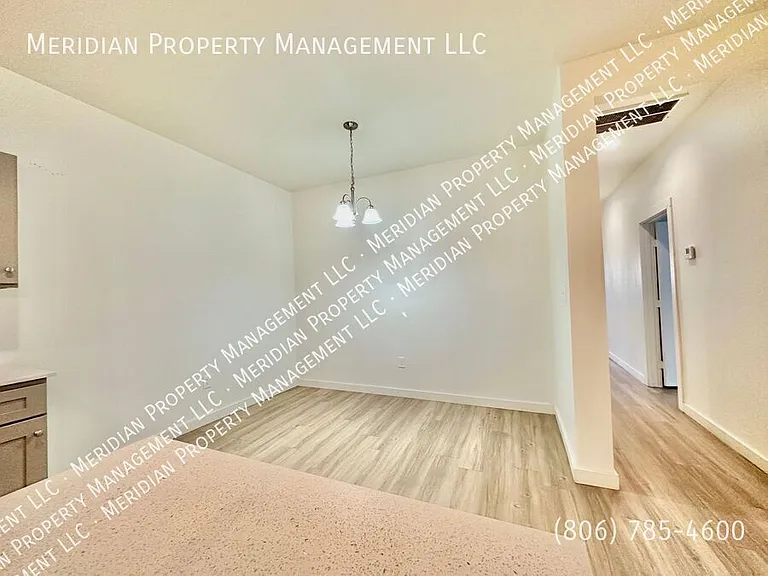 5516 Itasca St #A — Photo 6