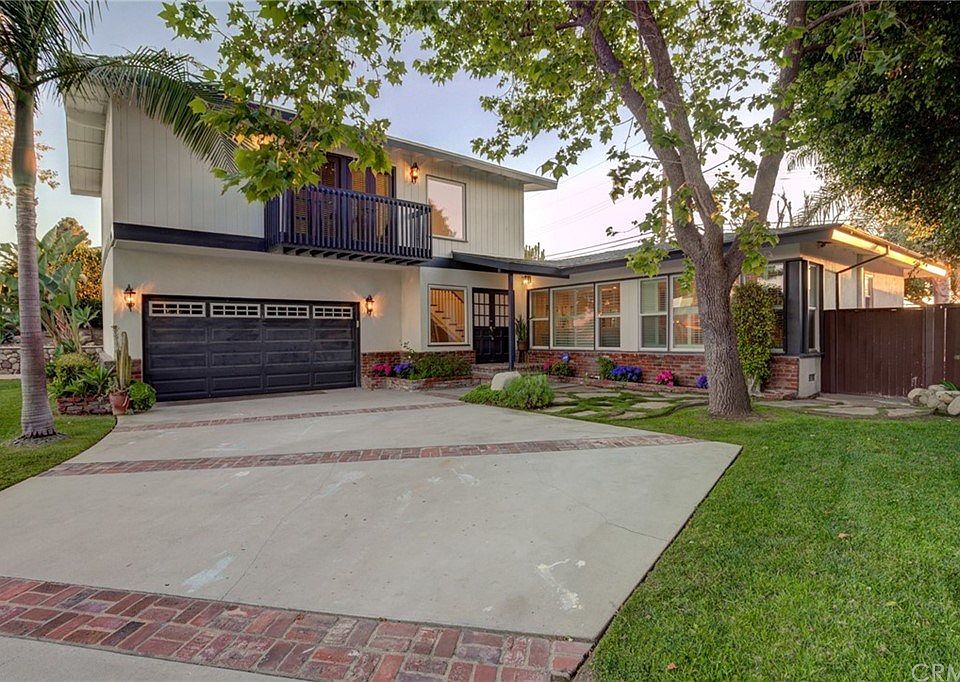 1st image of 26221 Basswood Ave