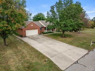5160 Briar Ridge Dr, Aurora, IN 47001