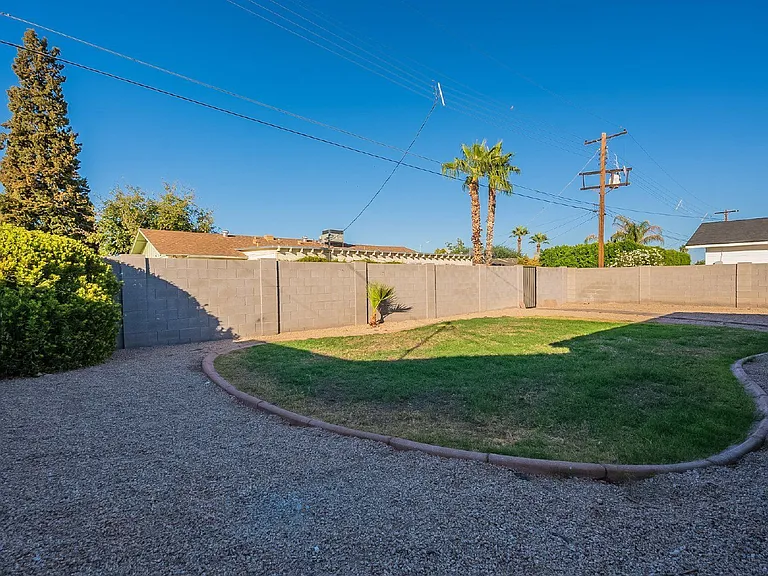 8416 E Rancho Vista Dr — Photo 34