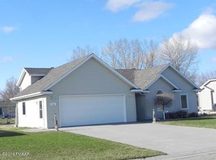 705 4th Ave NE, Hillsboro, ND 58045