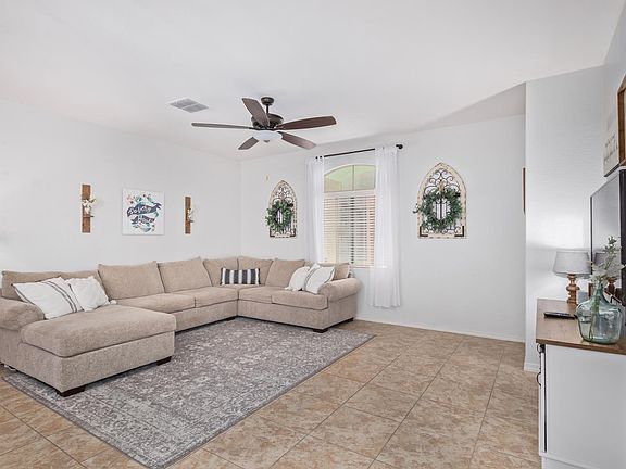 4th image of 3943 E Perkinsville St